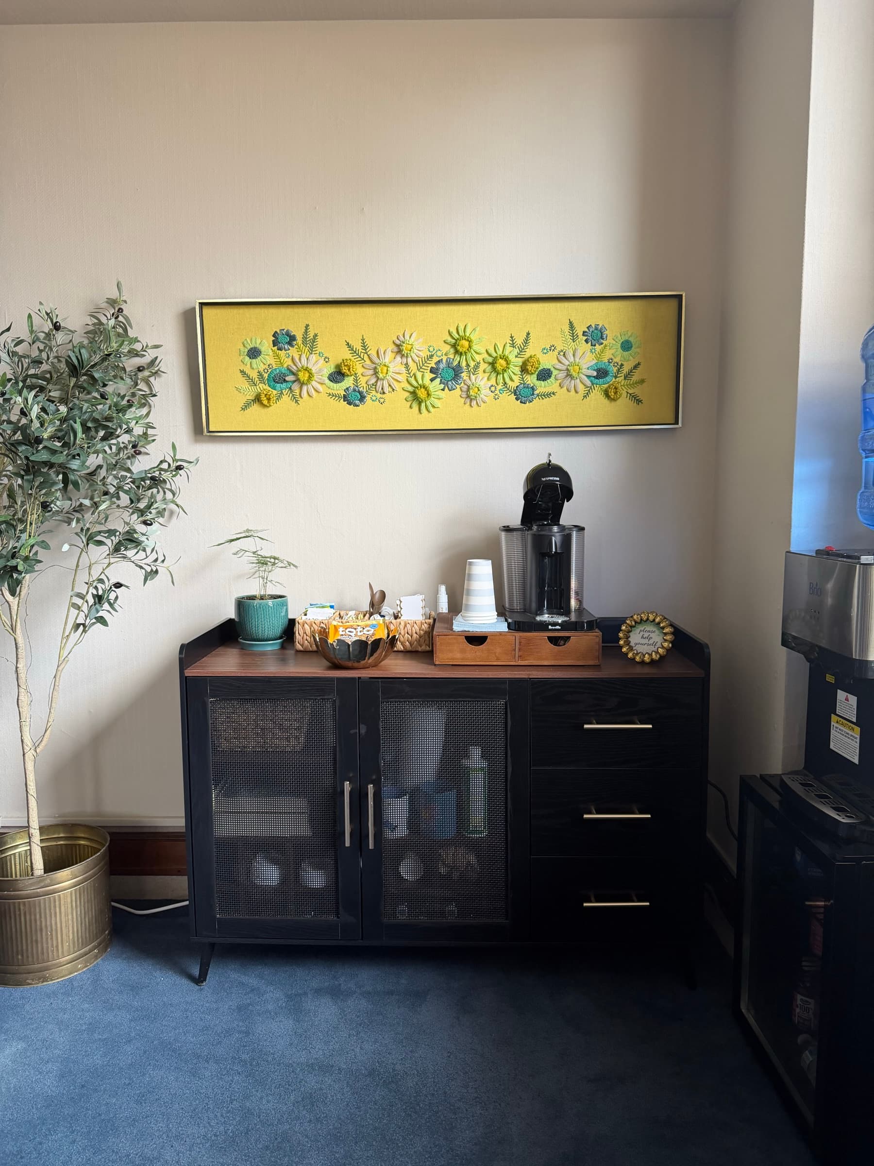 A glimpse of the therapy office interior